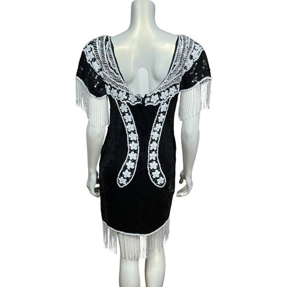 Vintage Black Sequin Beaded Fringe Dress Elegant Floral Design Flapper-Inspired - Picture 11 of 16